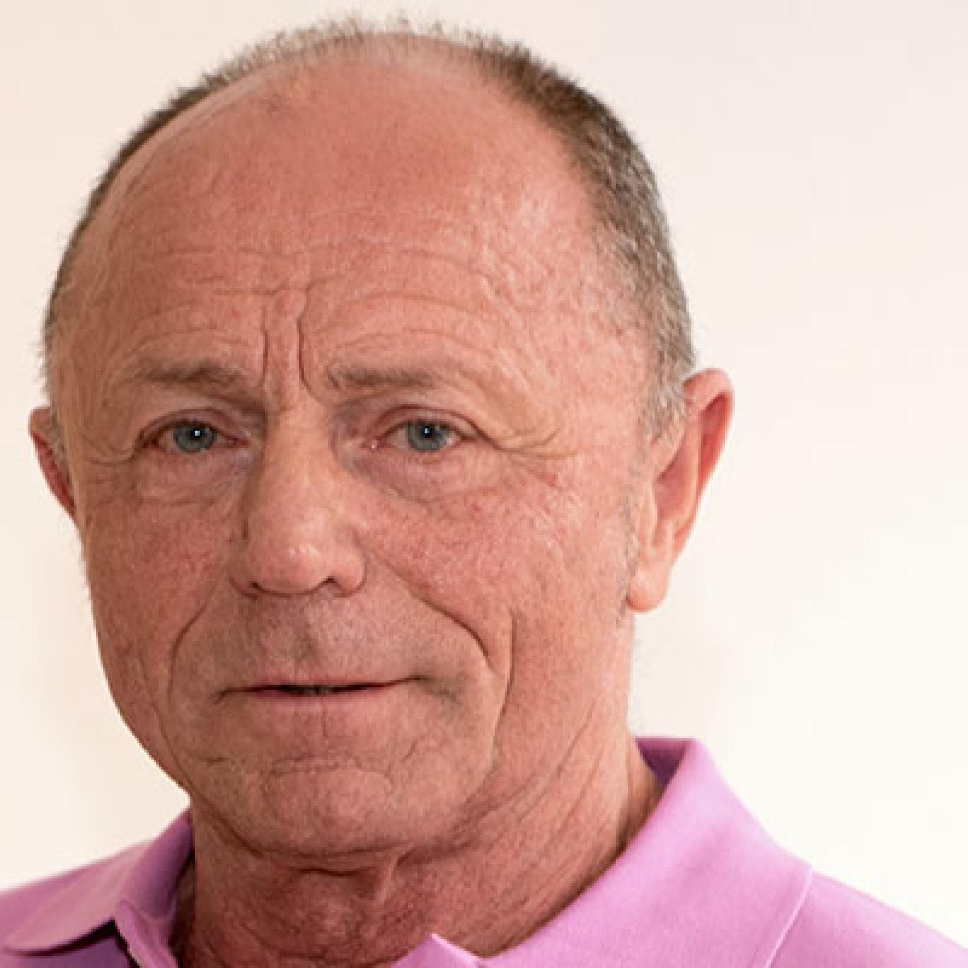 Dr. Rolf Dichmann