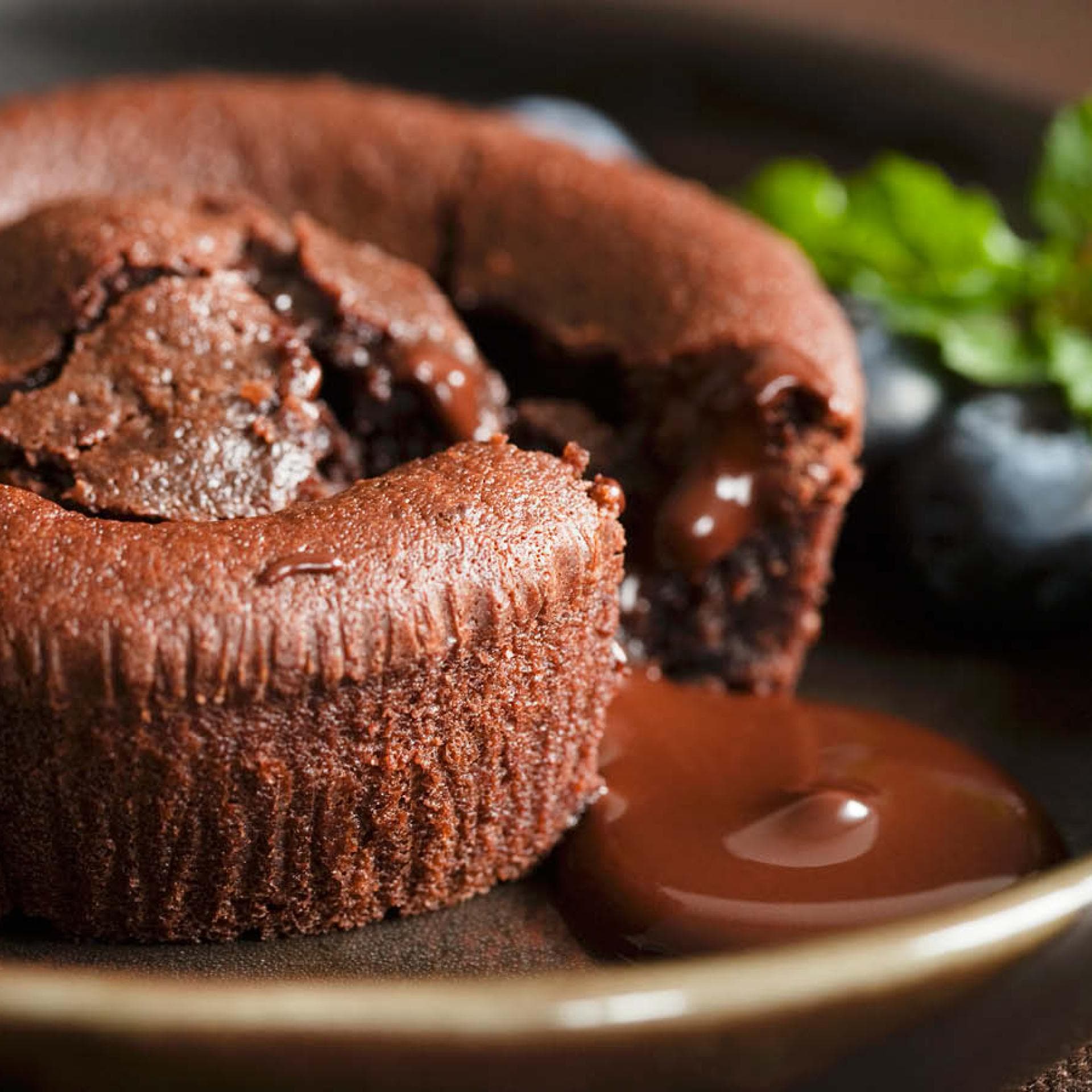 Schokoladenkuchen mit flüssigem Kern: Schokotörtchen