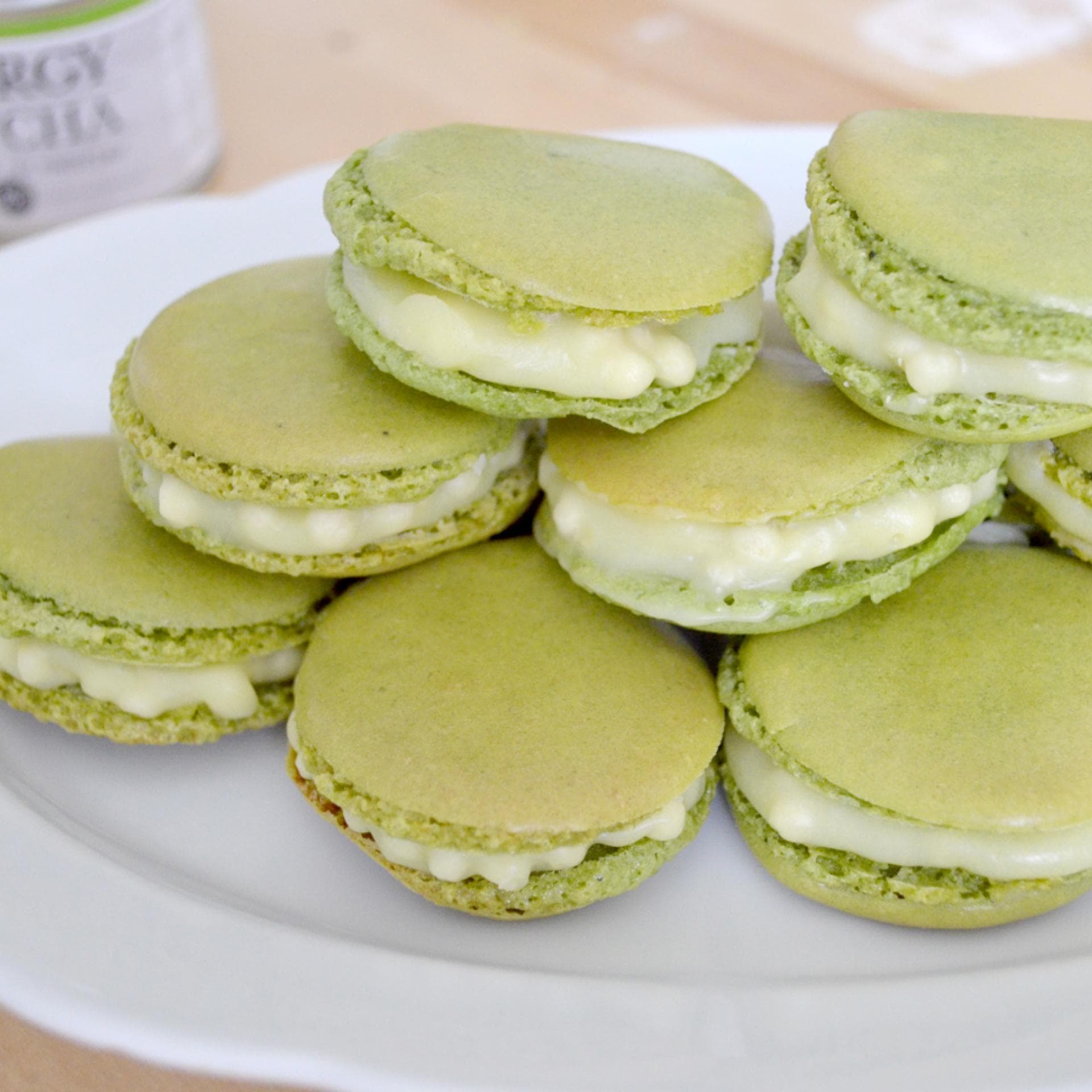 Matcha-Macarons Matcha-Macarons