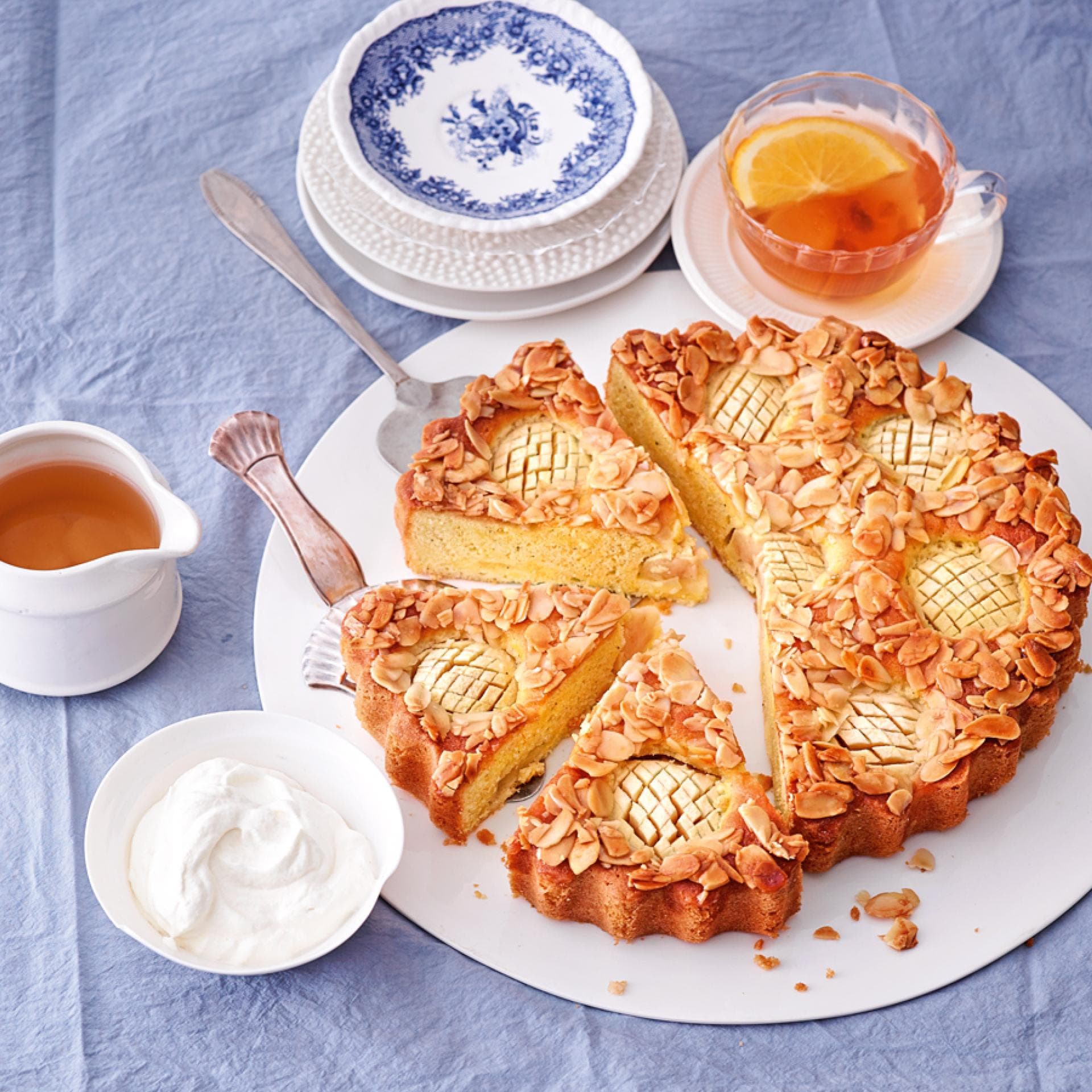 Versunkener Apfelkuchen mit Honigknusper