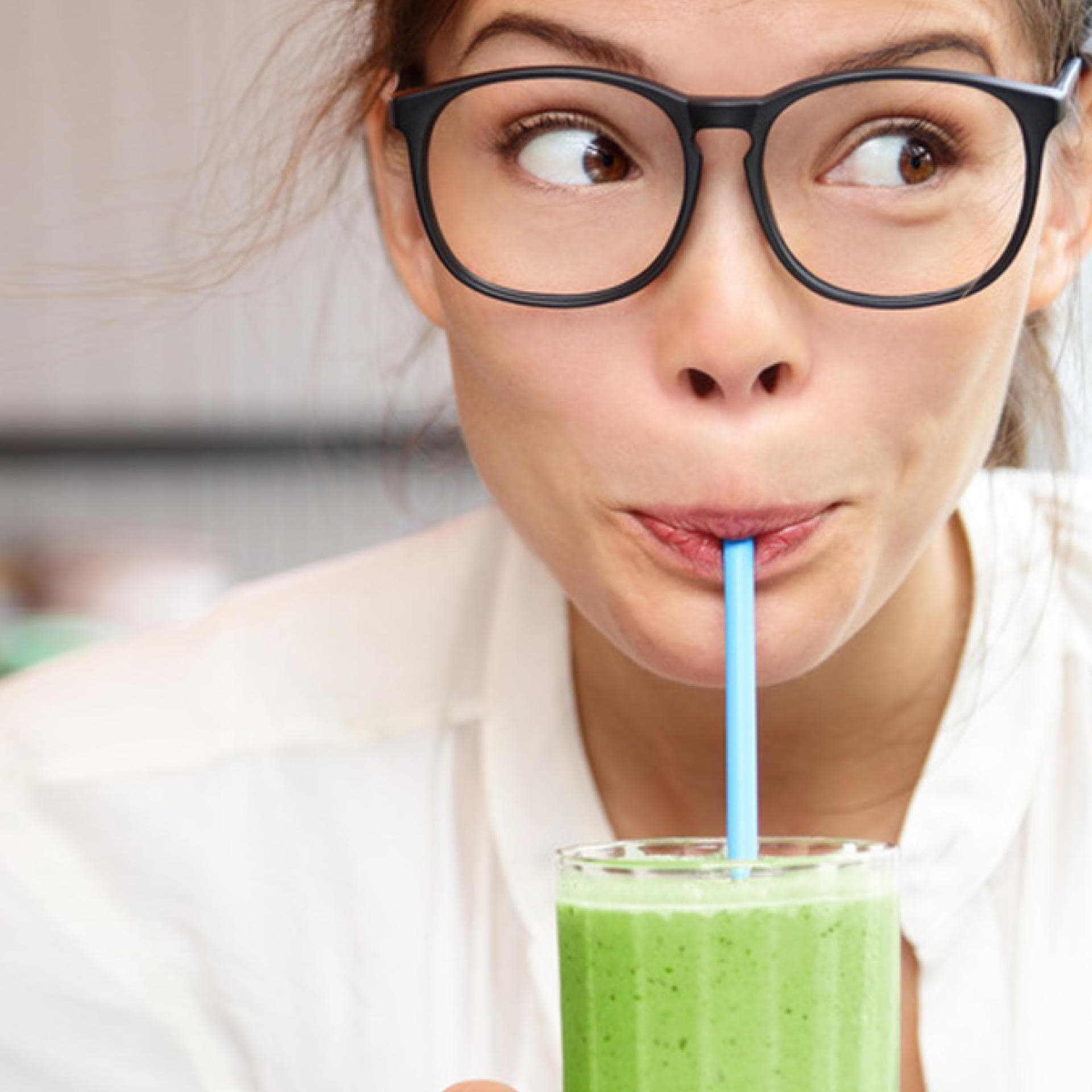 Smoothie Zitrus Splash mit spritzigen Grapefruits und würzigem Sellerie