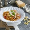 Tomaten-Farfalle mit Hähnchenbruststreifen