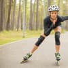 Frau beim Inlineskating