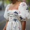 Kleid Puffärmeln