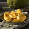 Jackfruit auf einem Teller 
