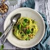 Pasta mit Brokkoli-Nuss-Pesto 