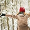 Frau im Schnee
