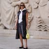 Natalia Verza im Streetstyle mit Caprihose