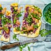 Schneller Flammkuchen mit Räucherlachs