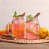 Rhabarbersaft im Glas