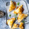 Pizzateigecken mit Chili-Hackfüllung 