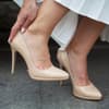 Frau in Pumps