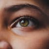 Nahaufnahme von den Augen einer Frau.