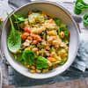 One-Pot-Quinoa mit Kokosmilch und Gemüse
