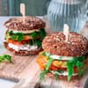 Belegte Brötchen mit Lachs