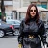 Model und Influencerin Doina Ciobanu mit Cherry Coke Hair
