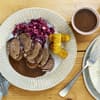 Sauerbraten-Rouladen mit Rotkohl 