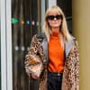 Unternehmerin und Designerin Jeanette Madsen trägt Shadow Bangs