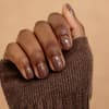 Brauner Nagellack