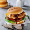 Schnitzel-Cheeseburger 