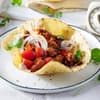 Hackfleisch-Tacos mit Bohnencreme 