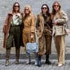 Modische Frauen Streetstyle 