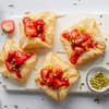 Puddingteilchen mit Erdbeeren
