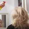 Haarspray - So bekämpfen Sie störrisches Haar und fixieren die Haare richtig