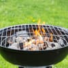 Was Sie bei dem Grillen mit einem Holzkohlegrill beachten sollten 