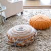 Gemütliche Poufs aus Merinowolle