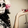 Frau mit Halloween Schminke