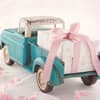 Geschenk auf Lastwagen