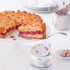 Kirschkuchen mit Haselnuss-Streuseln