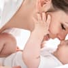 Mutter und Kind: Hebammensuche leicht gemacht
