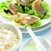 Zanderfilet - So kochen Sie das perfekte Zanderfilet-Rezept mit Salatblatt und Feta-Zitronensauce