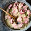 Sächsisches Zwiebelfleisch mit Speck und Gemüse