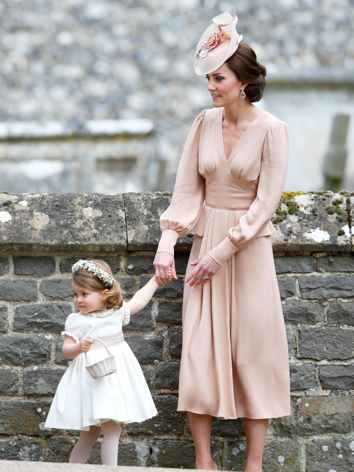 Herzogin Kate im Trendkleid