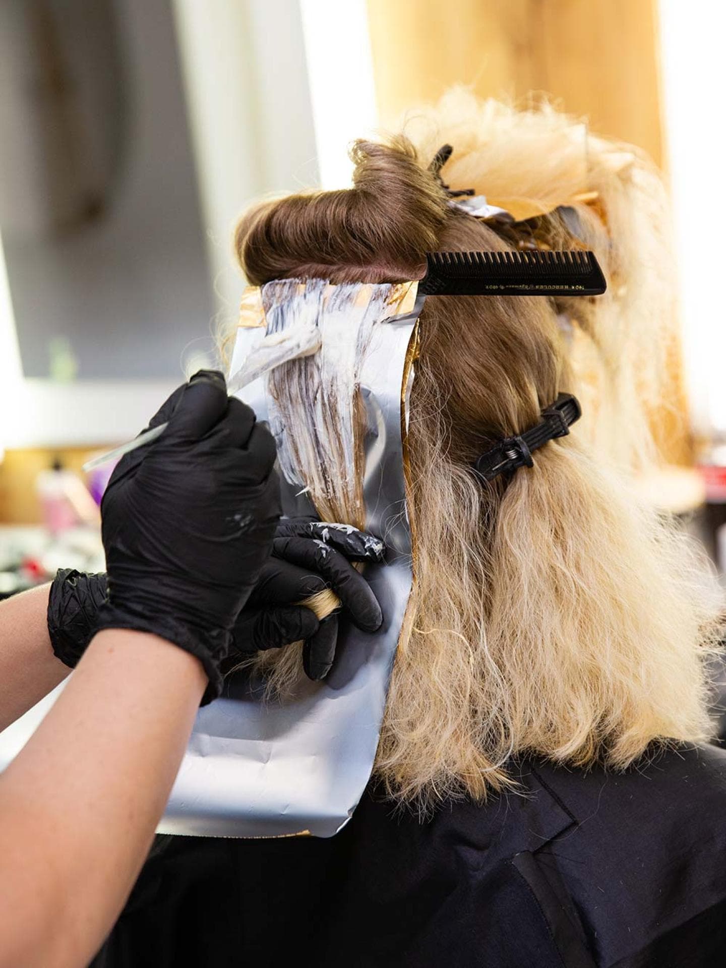 Umstyling: Vanessa werden die Haare gefärbt