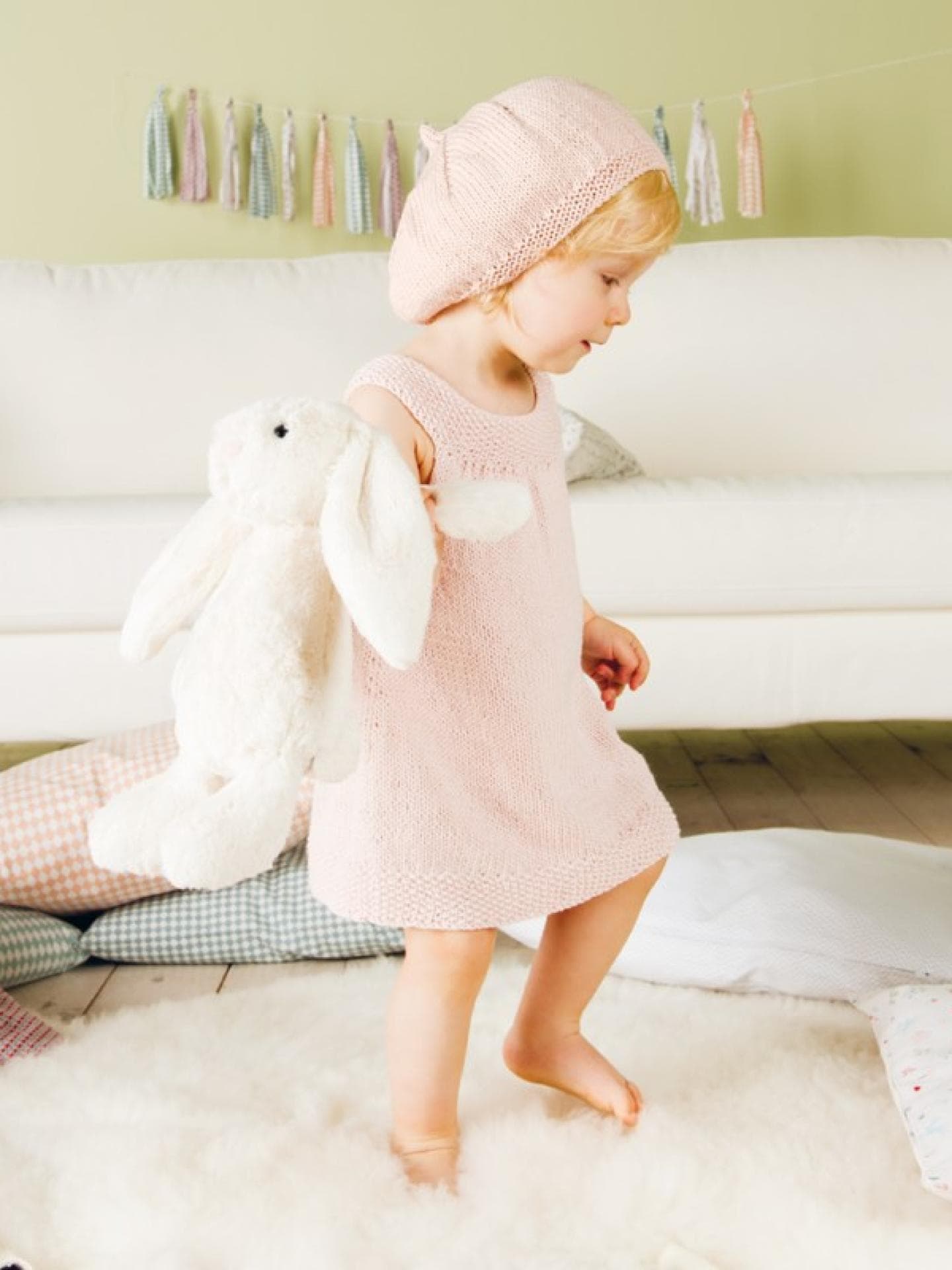 Kinderkleid mit Mütze