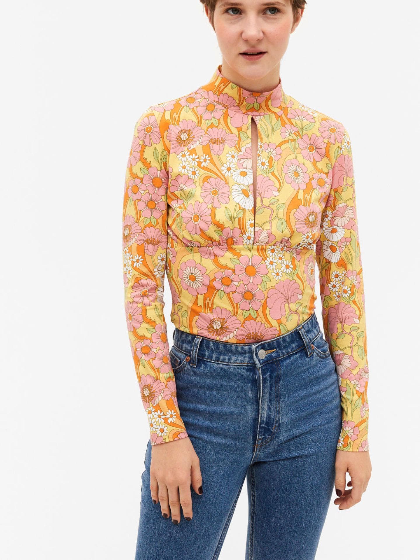 Bluse mit Blumenmuster 