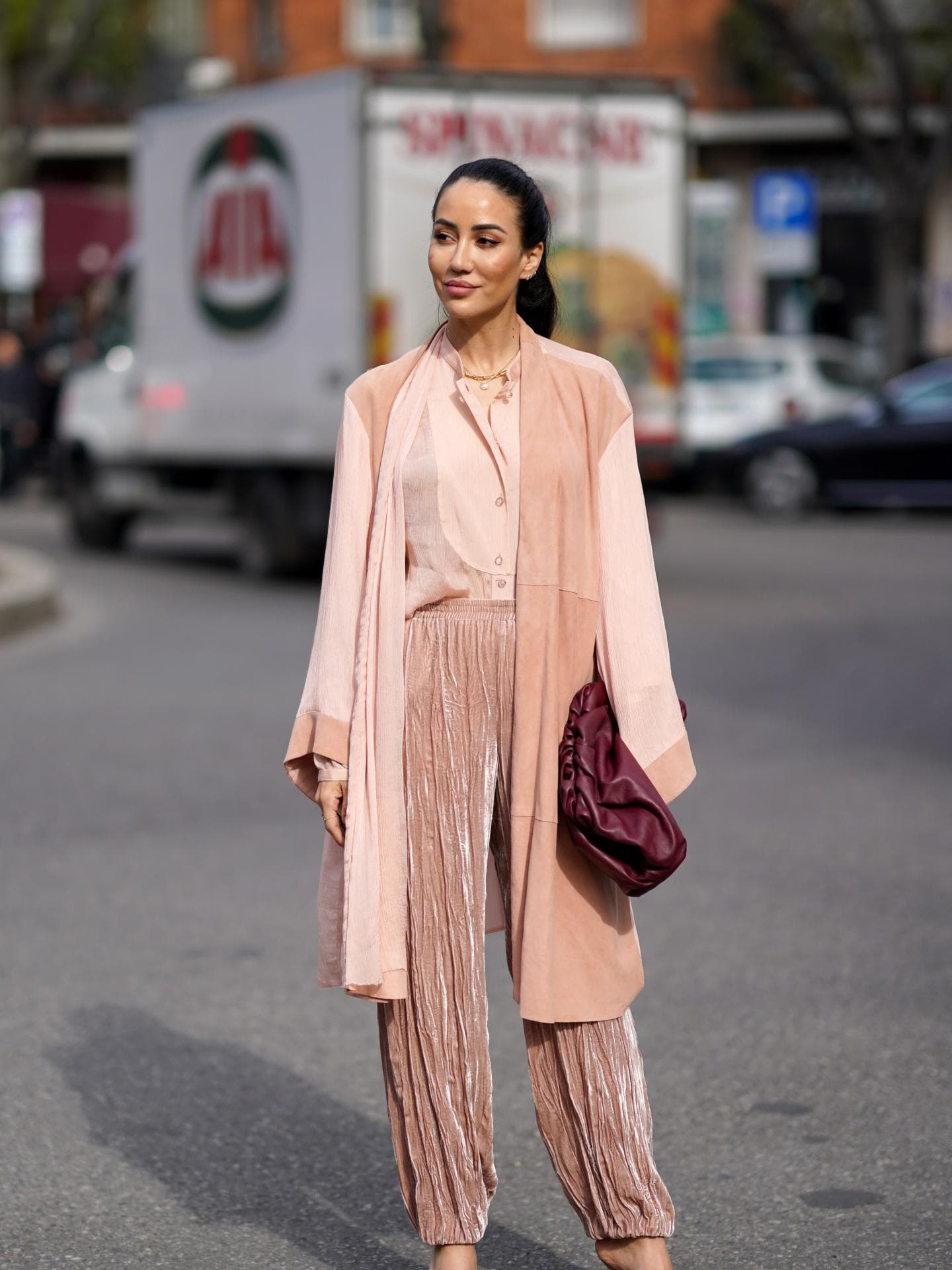 Tamara Kalinic während der Fashion Week in Mailand. 
