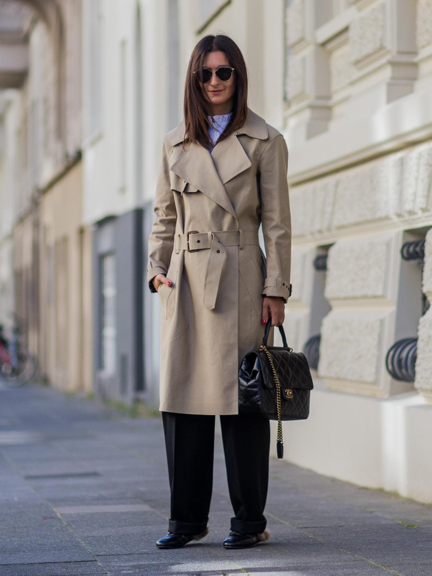 Trenchcoat im Business-Look