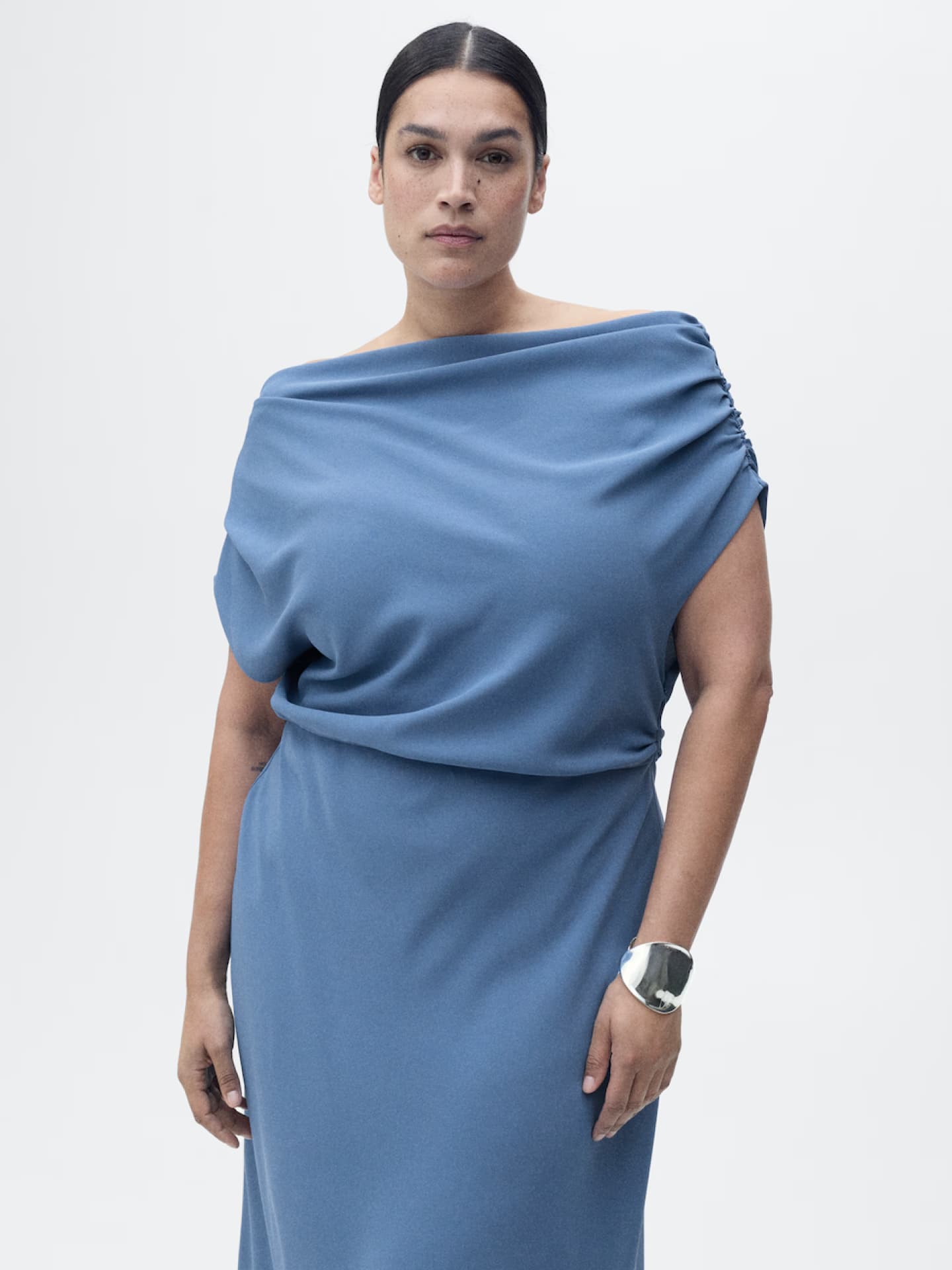 Kleid von Mango von vorne 