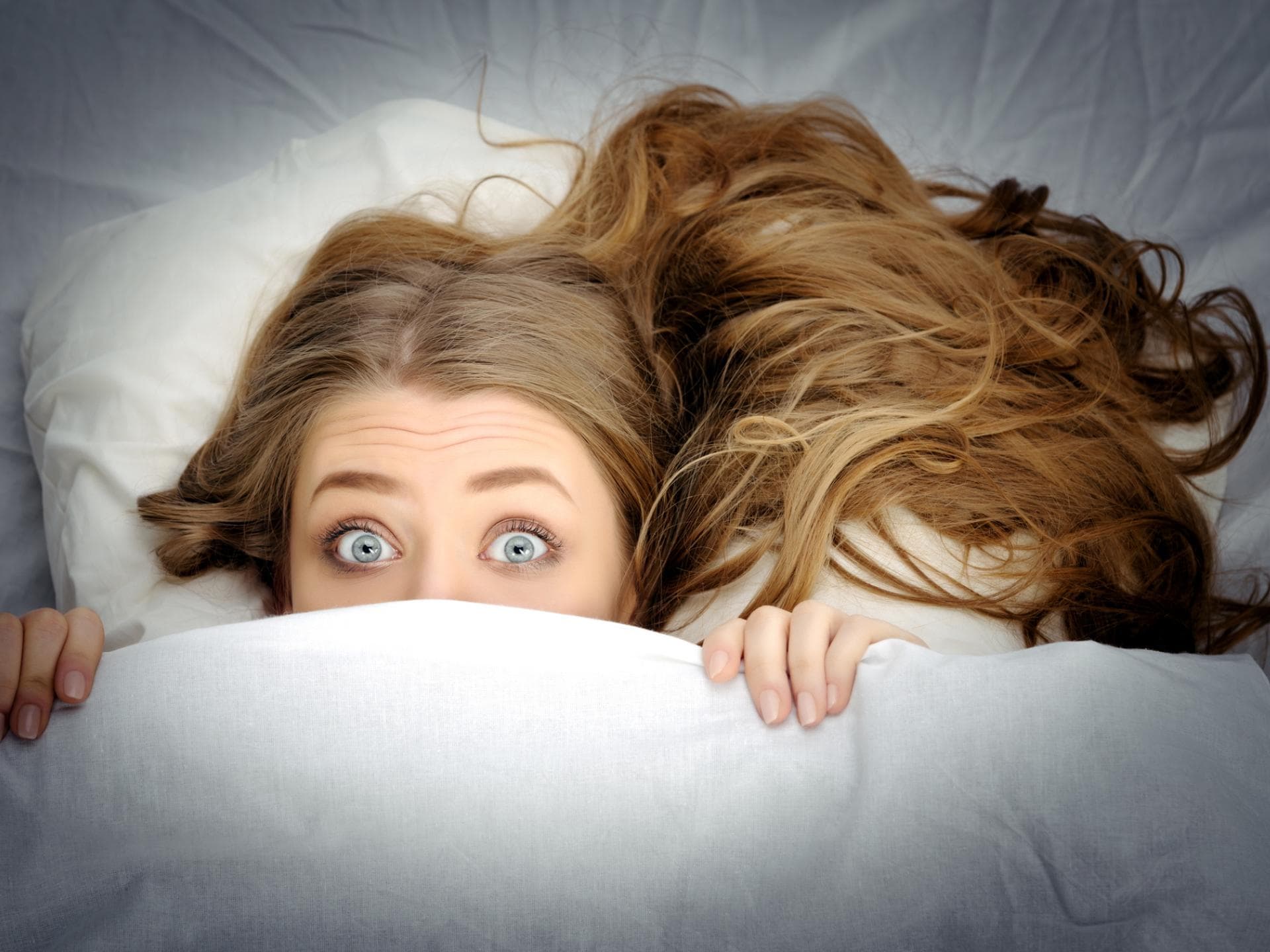 Frau Angst Bett