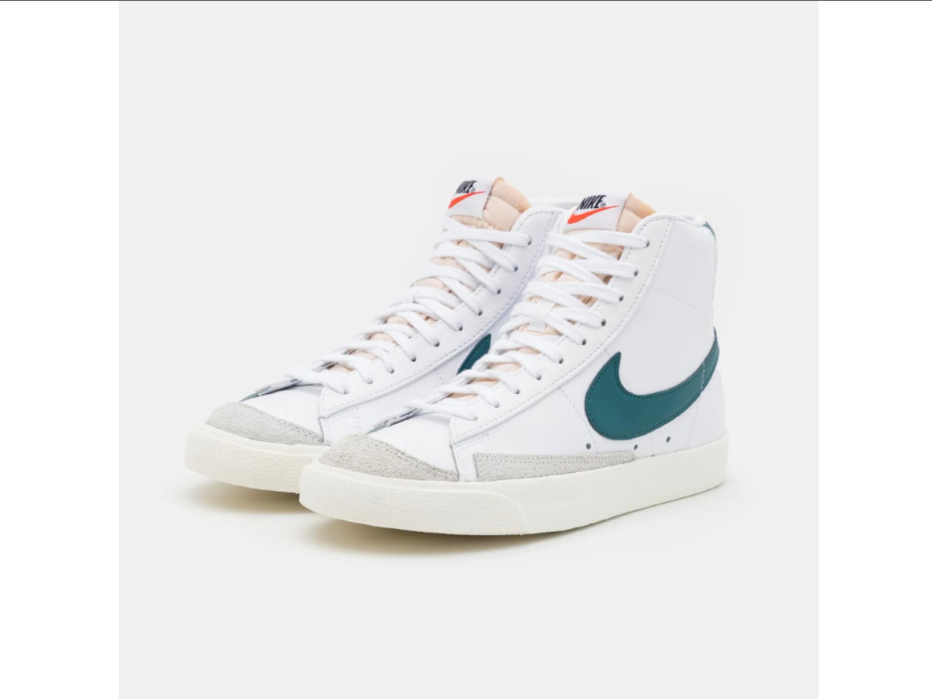 High-Top Sneaker Nike