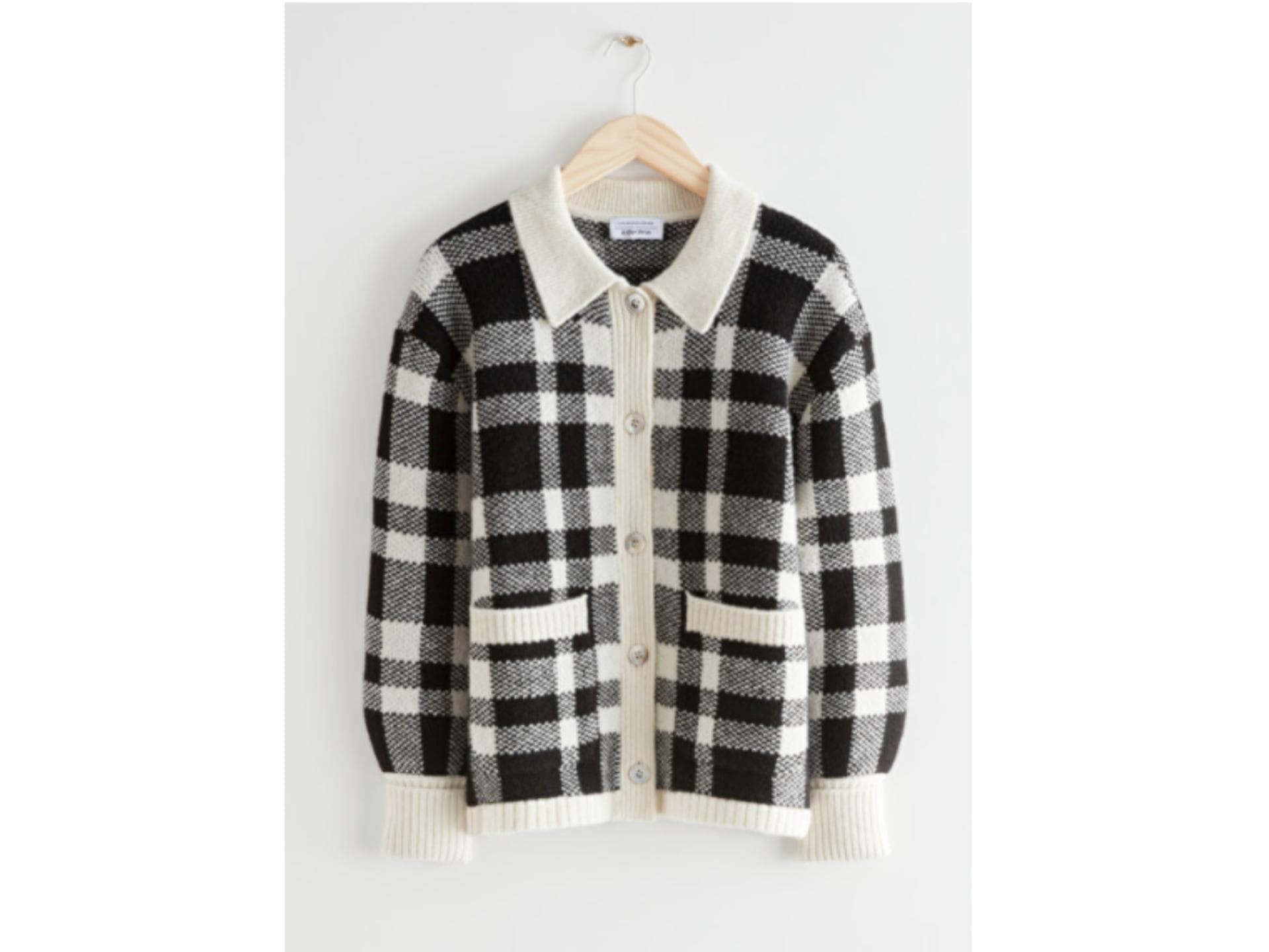 Strickjacke mit Kragen