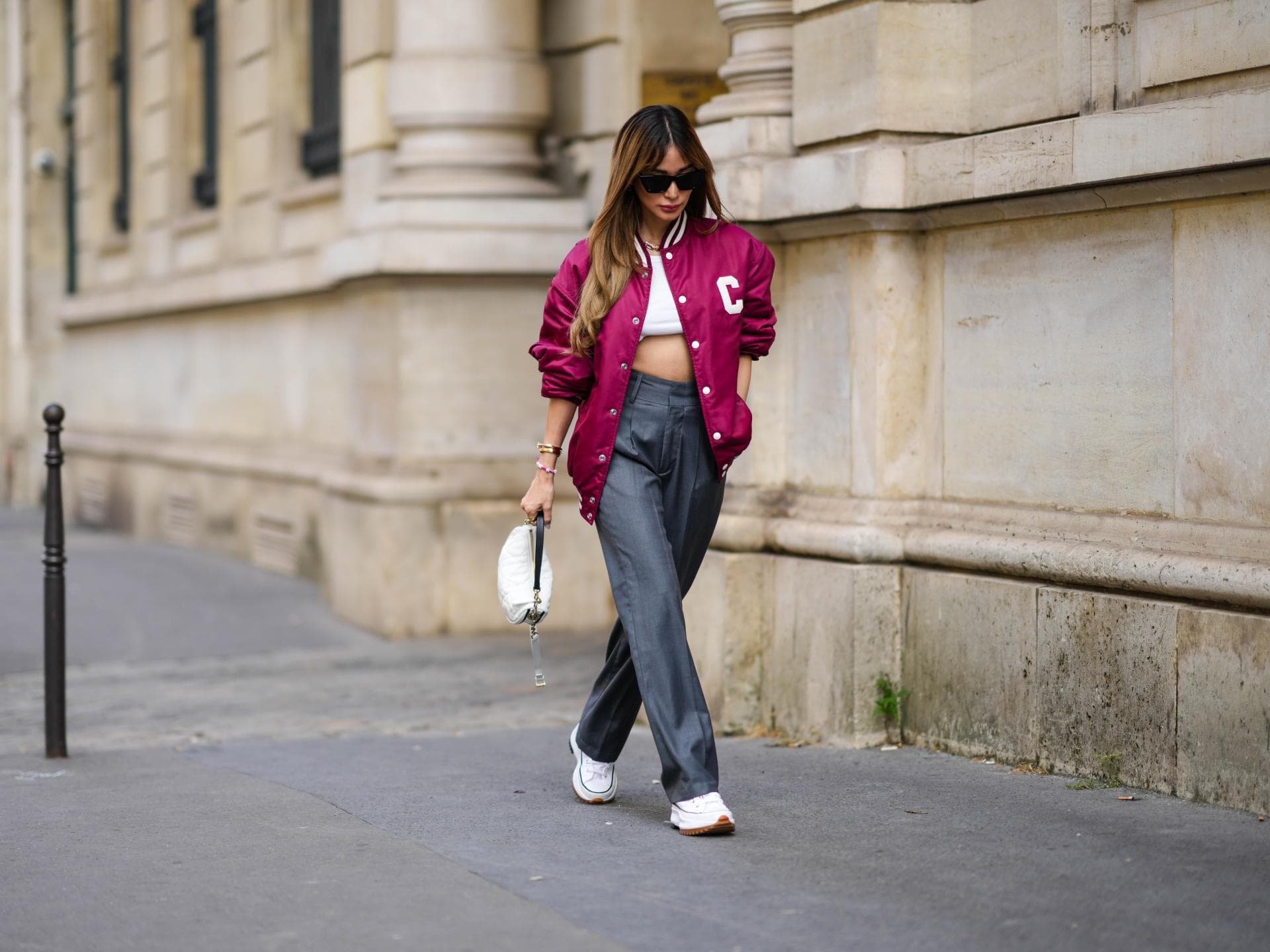 Bomberjacke im Herbst 
