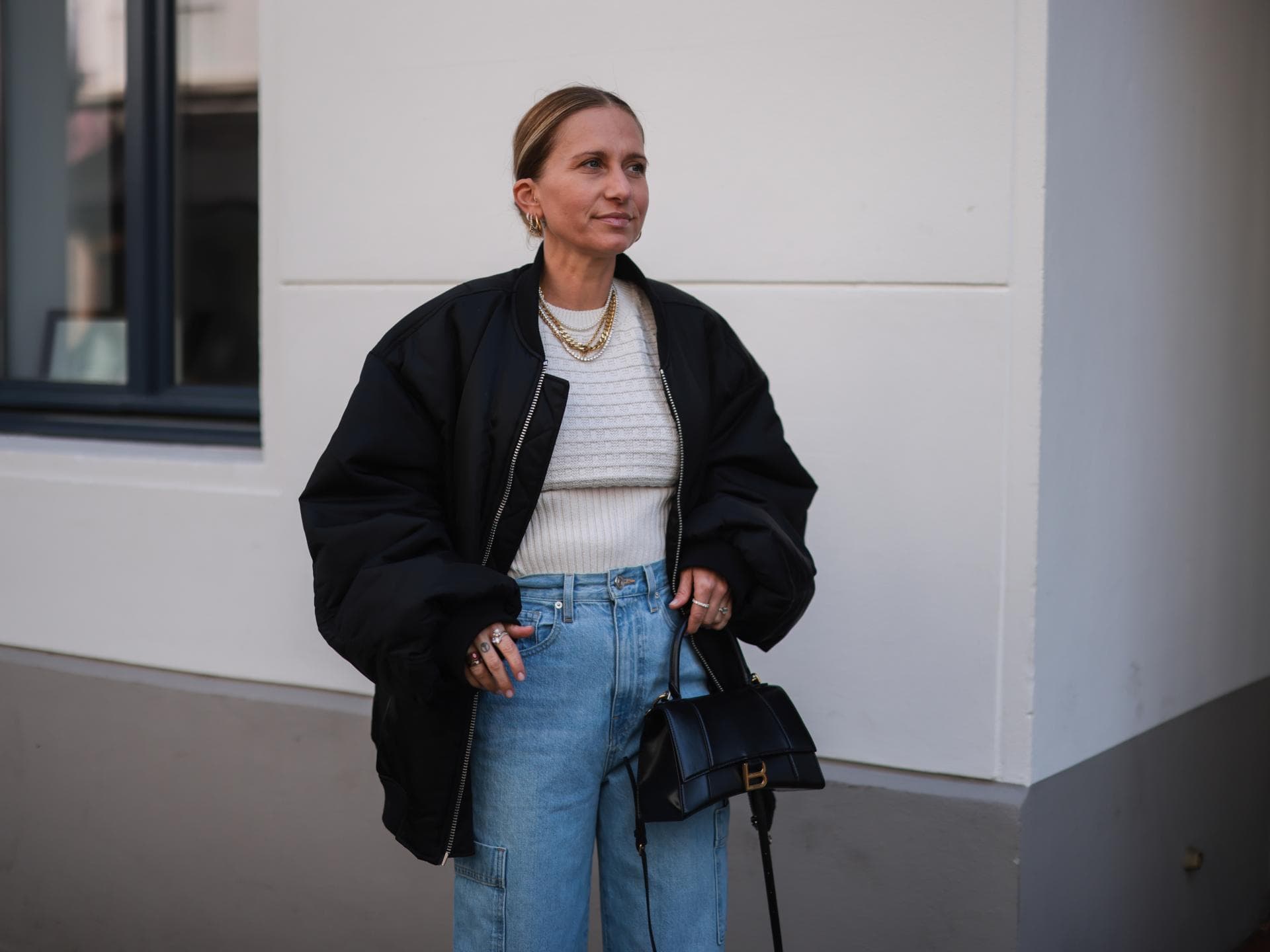 Bomberjacke im Herbst 