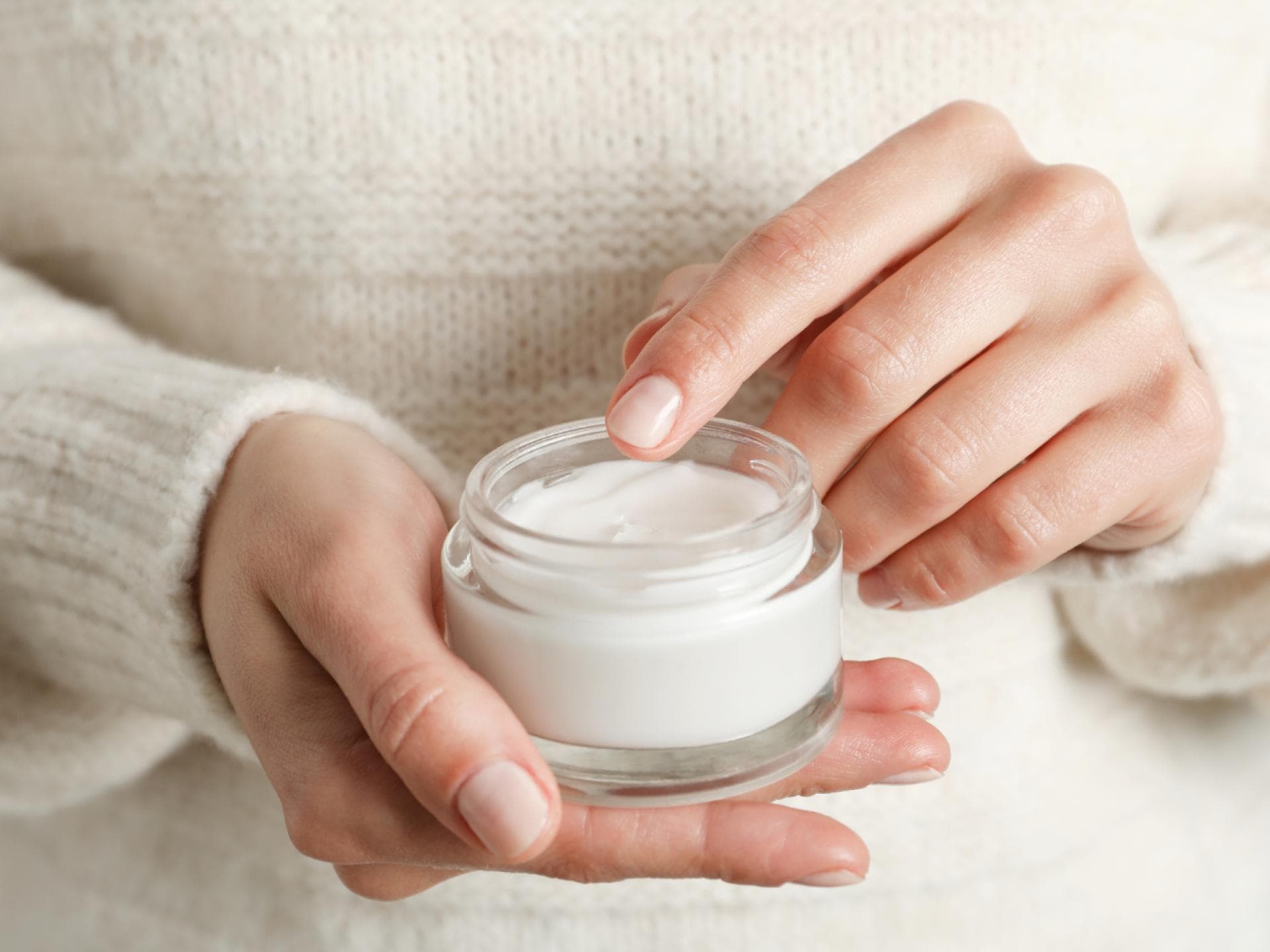 ko-Test: Diese Drogerie-Gesichtscremes fr trockene Haut sind Testsieger