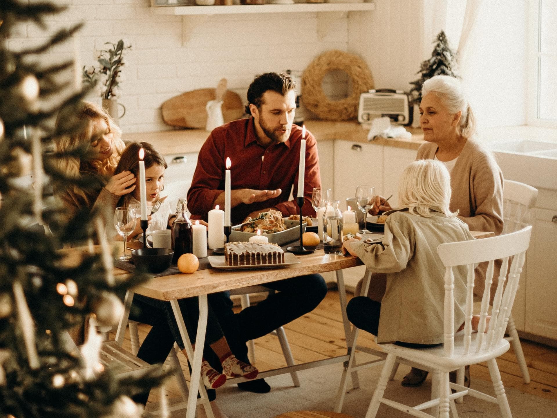 Familie an Weihnachten Familie an Weihnachten